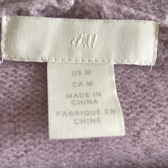 H&M purple lilac wool blend sweater - Picture 2 of 6